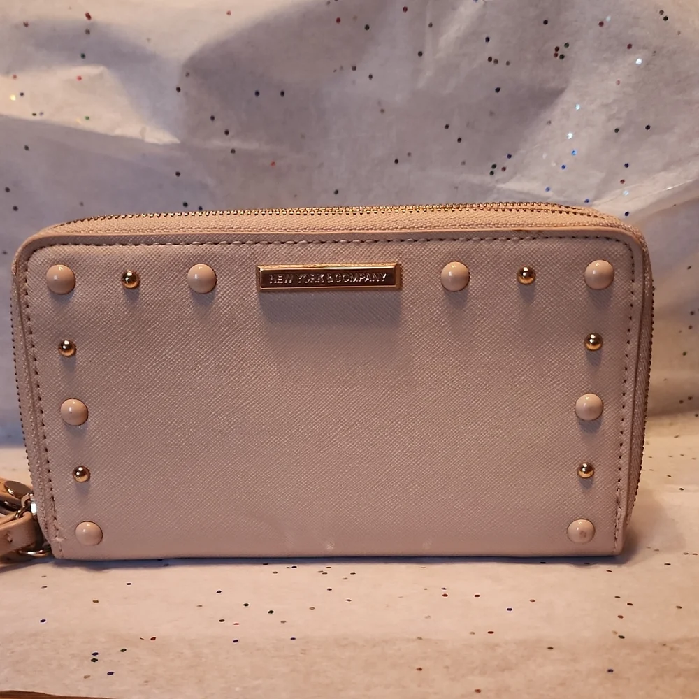 New York And Company Cream Wallet with Classic Design - Picture 1 of 5